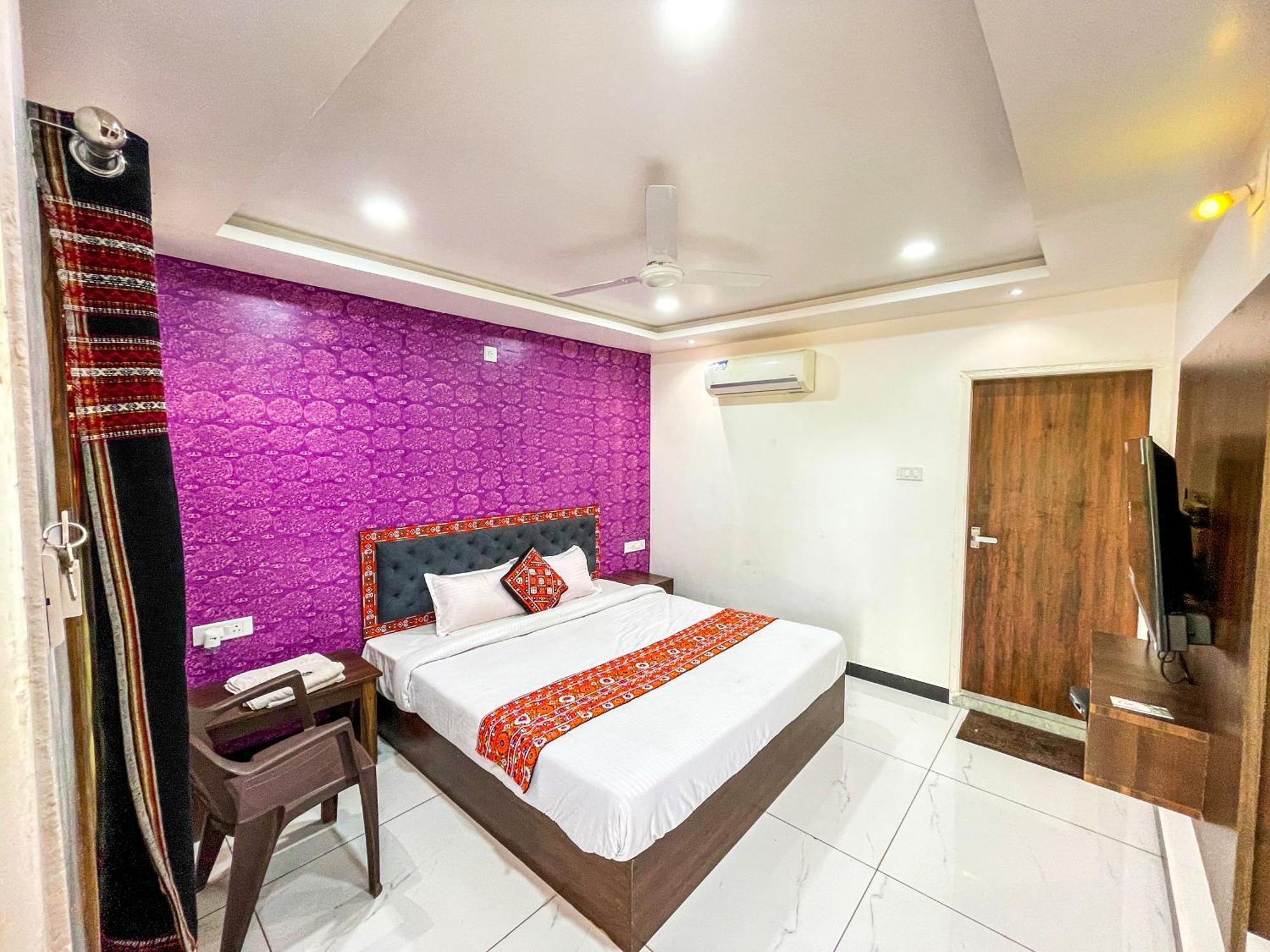 Stay Guru Resort Farm Villa Bhuj Camera foto