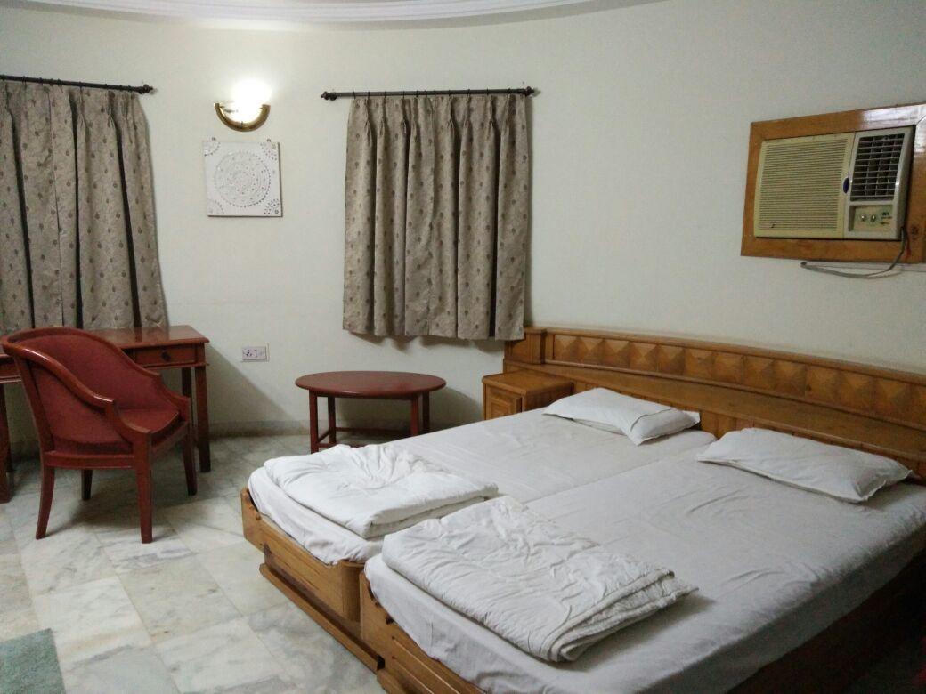 Stay Guru Resort Farm Villa Bhuj Esterno foto