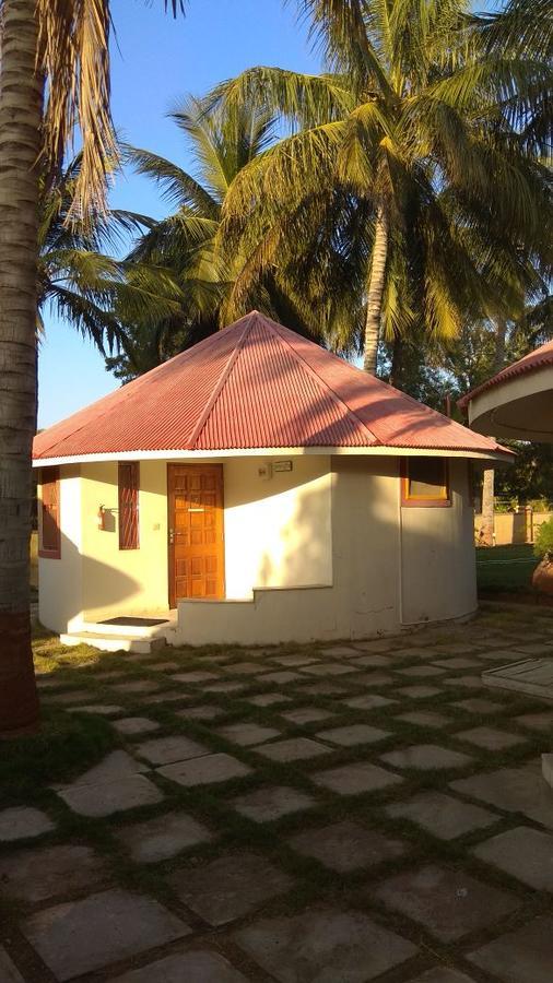 Stay Guru Resort Farm Villa Bhuj Esterno foto